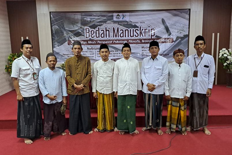 Bedah Manuskrip "Ma'rifatun Nikah": Kajian Mendalam Pada Peringatan Hari Santri 2024 Perpustakaan IAIN Madura