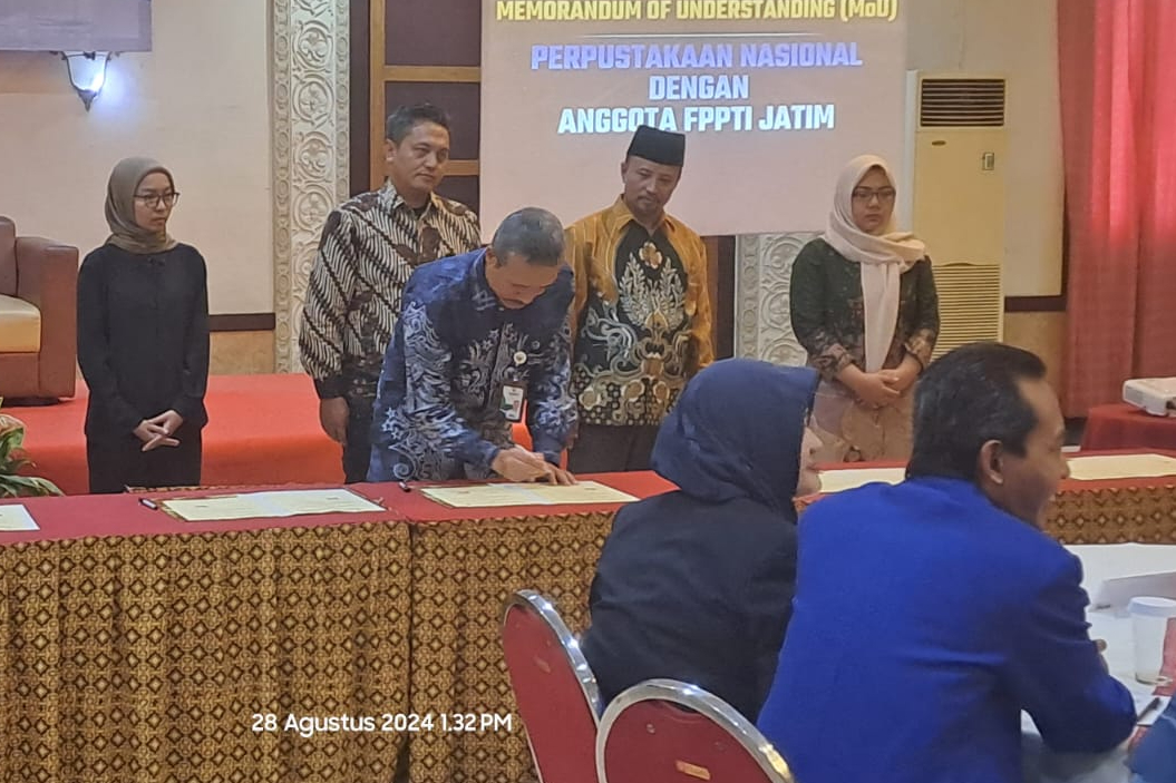 Kepala Perpustakaan IAIN Madura Tandatangani MoU dengan Perpustakaan Nasional: Langkah Strategis untuk Kemajuan Literasi