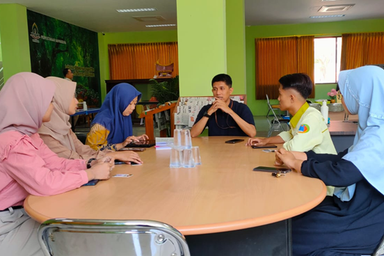 Harapan Bapak Mustajab: Duta Baca 2024-2025 Dapat Menyalakan Semangat Dalam Membudayakan Literasi Yang Lebih Baik di Lingkungan IAIN Madura