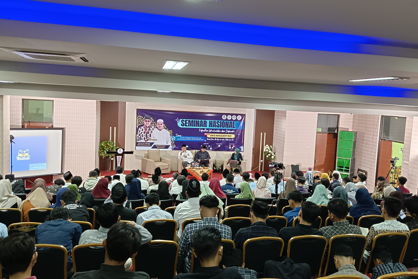 Seminar Nasional "Santri, Moderasi Beragama dan Perjuangan Dakwah Ulama Nusantara" Digelar di Perpustakaan IAIN Madura